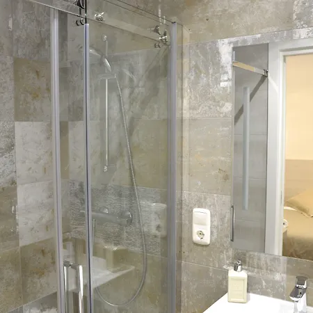 Old House 게스트하우스 산세바스티안