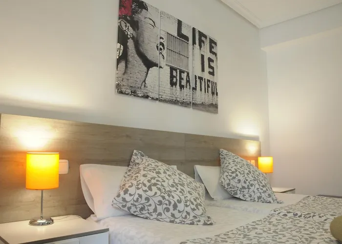 Πανσιόν Old House *